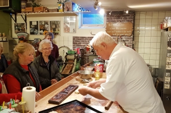 PlusBus uitje naar bakkerij Koolaard